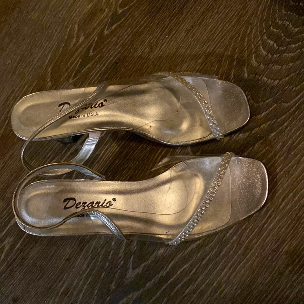 Desario Valerie silver gold. Size 7 lightly worn.